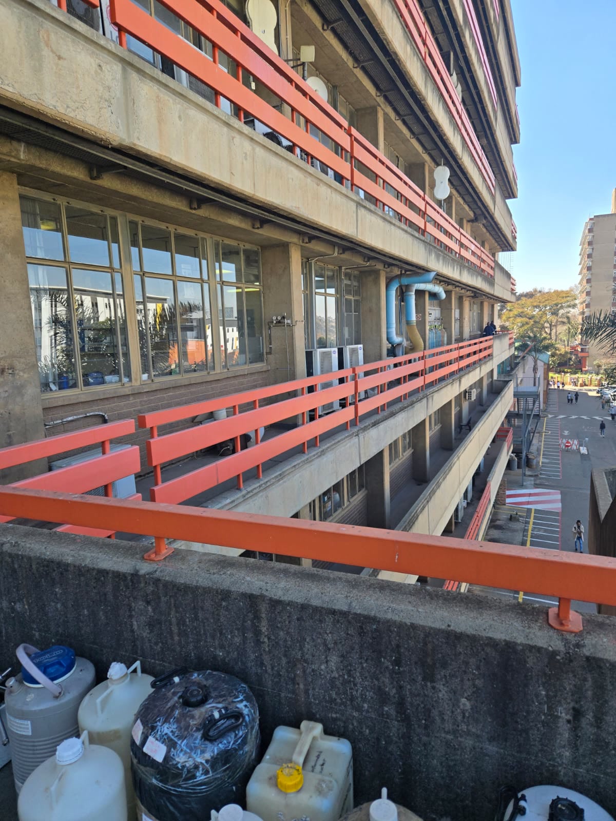 Commercial building in Johannesburg where Boya Pest Control provides bird proofing